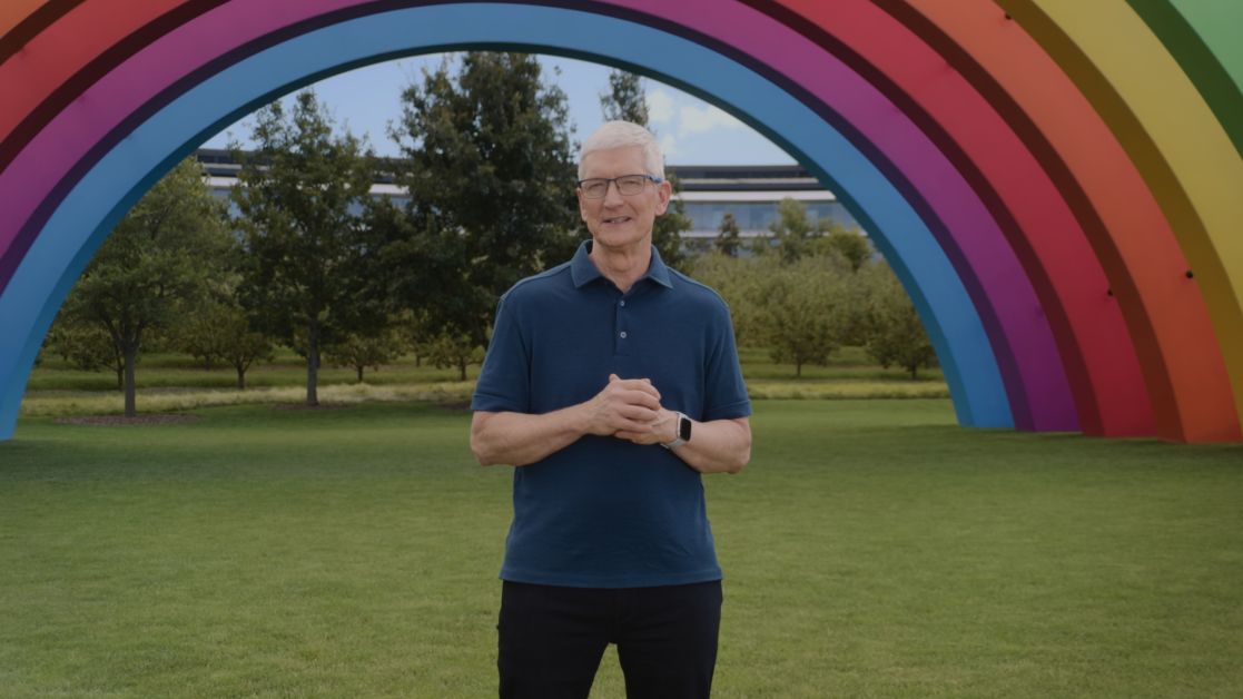 CEO Tim Cook kicks off Apple event (image: reproduction/Apple)